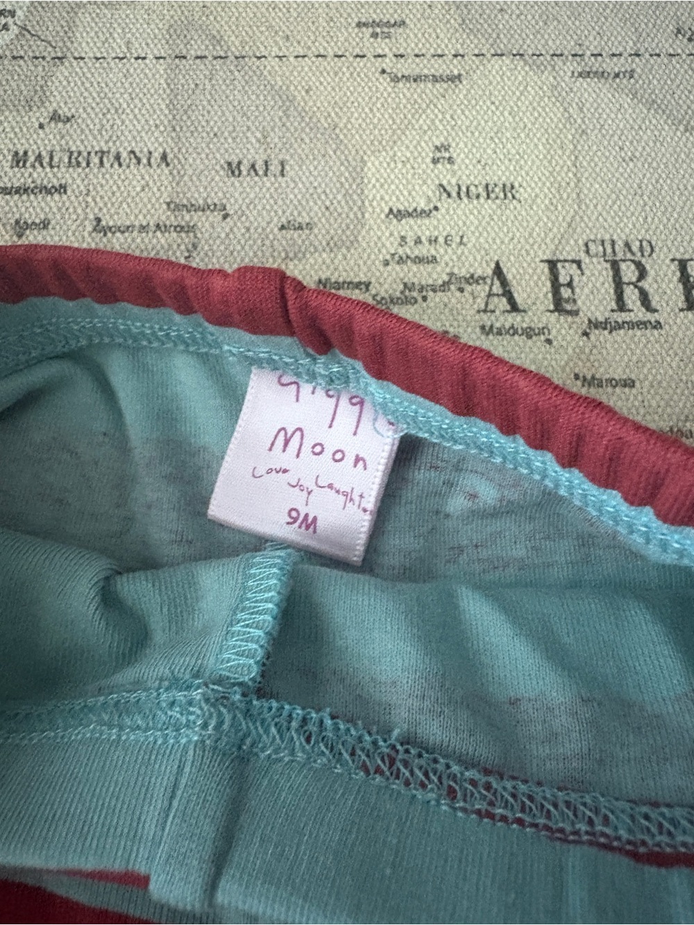 🆕Giggle Moon 6Mo Dress W/ 9Mo Pants Set Shipped via USPS - Picture 3 of 4